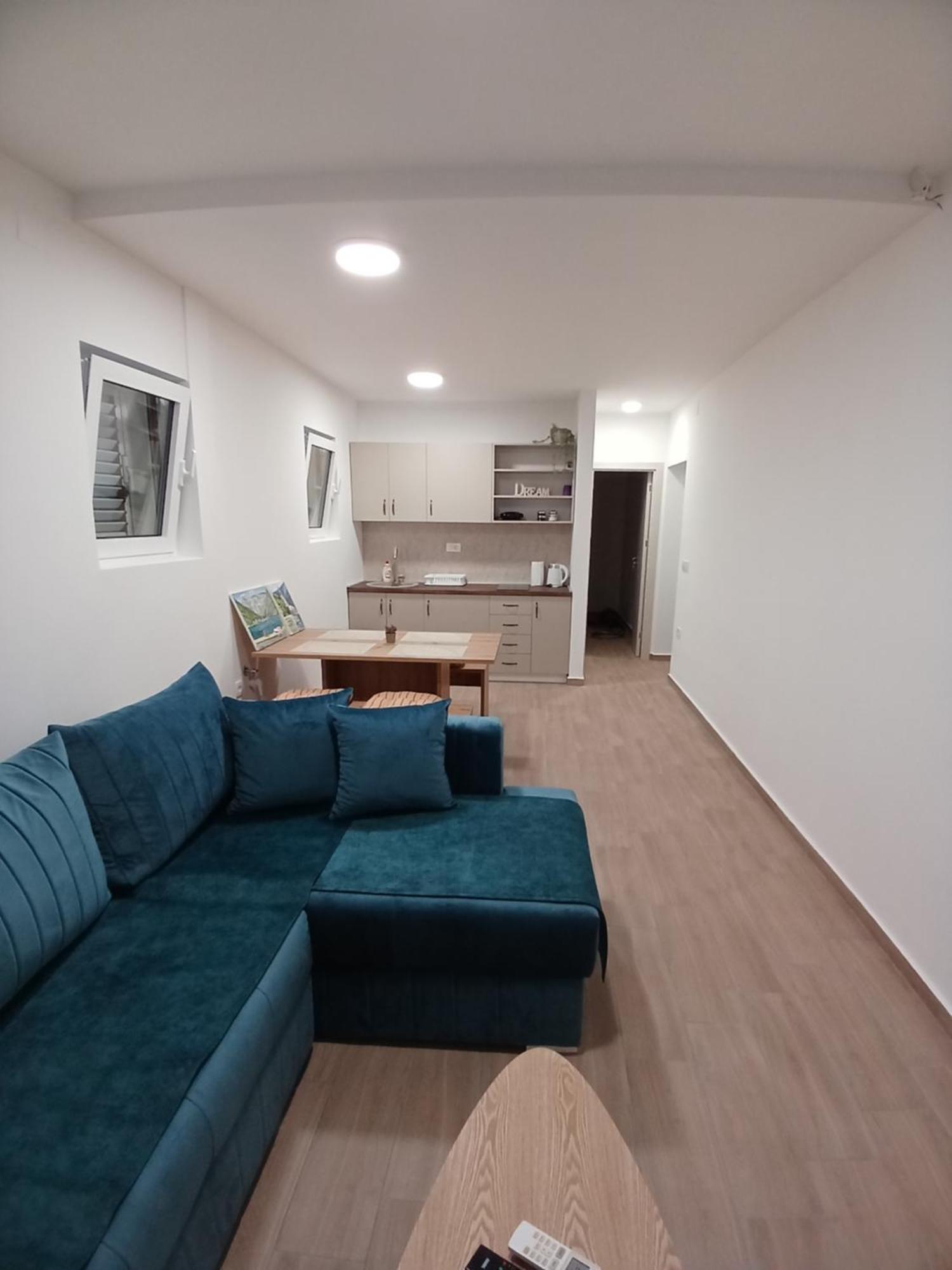 Apartments Tiha Noc Котор Екстер'єр фото